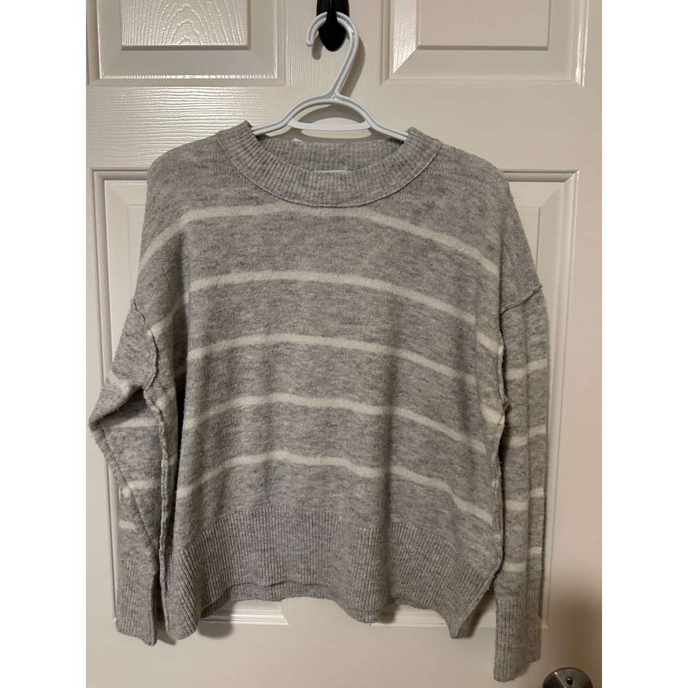 Jessica Simpson Sweater Womens S Gray Striped Crew Neck Boxy Knit ST21700